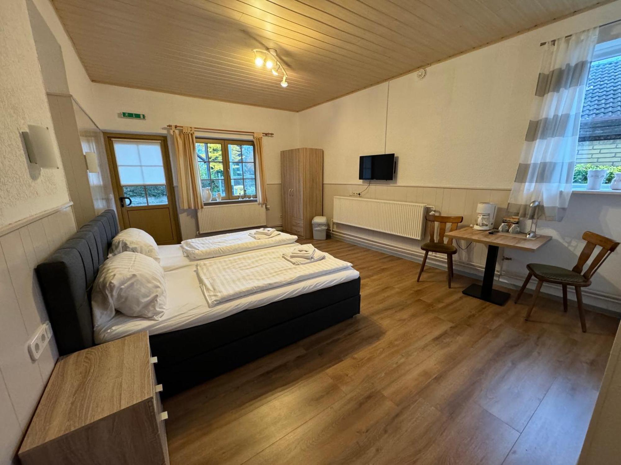 Hotel Panorama Wees Kültér fotó